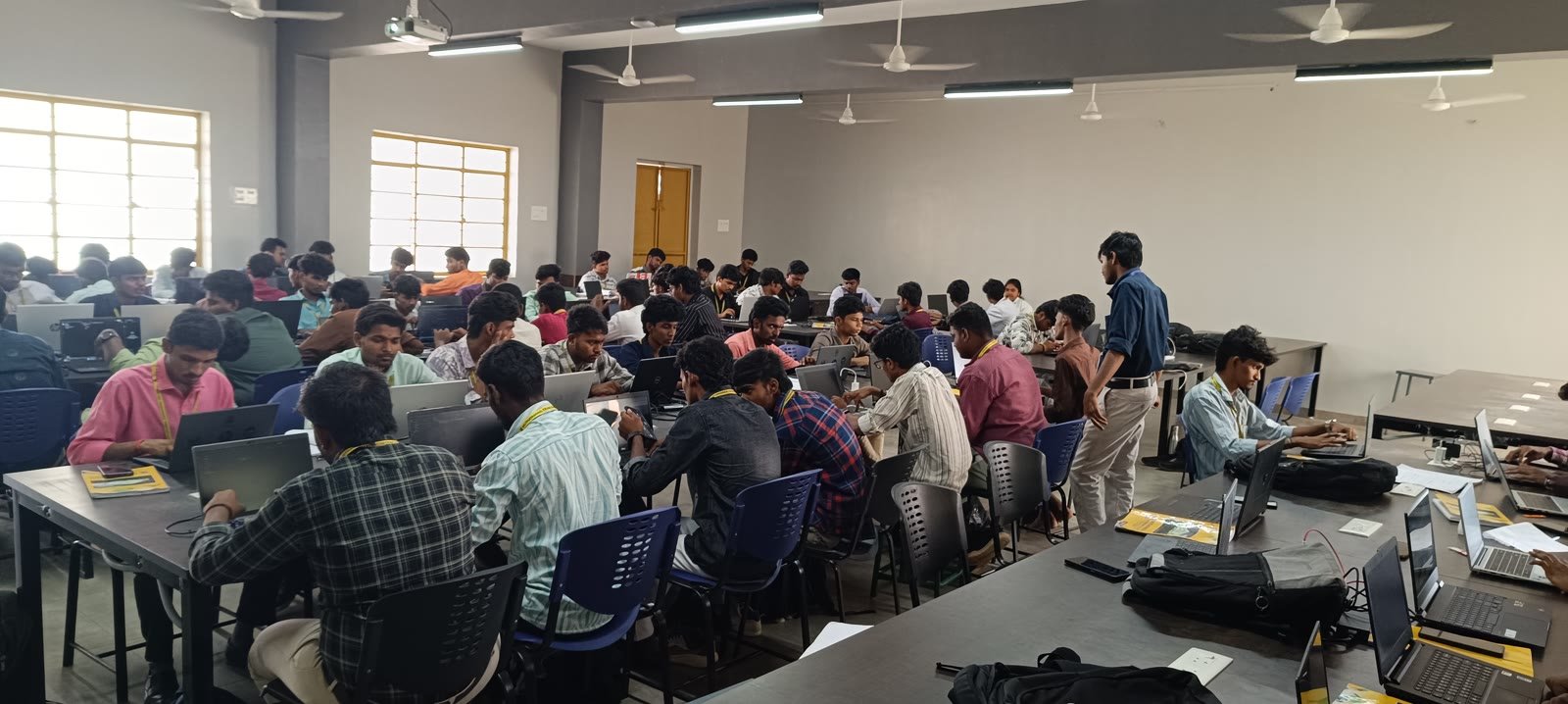 Engineering students at a hands-on C programming lab during a GeekBase workshop at Muthayammal Engineering College, Rasipuram